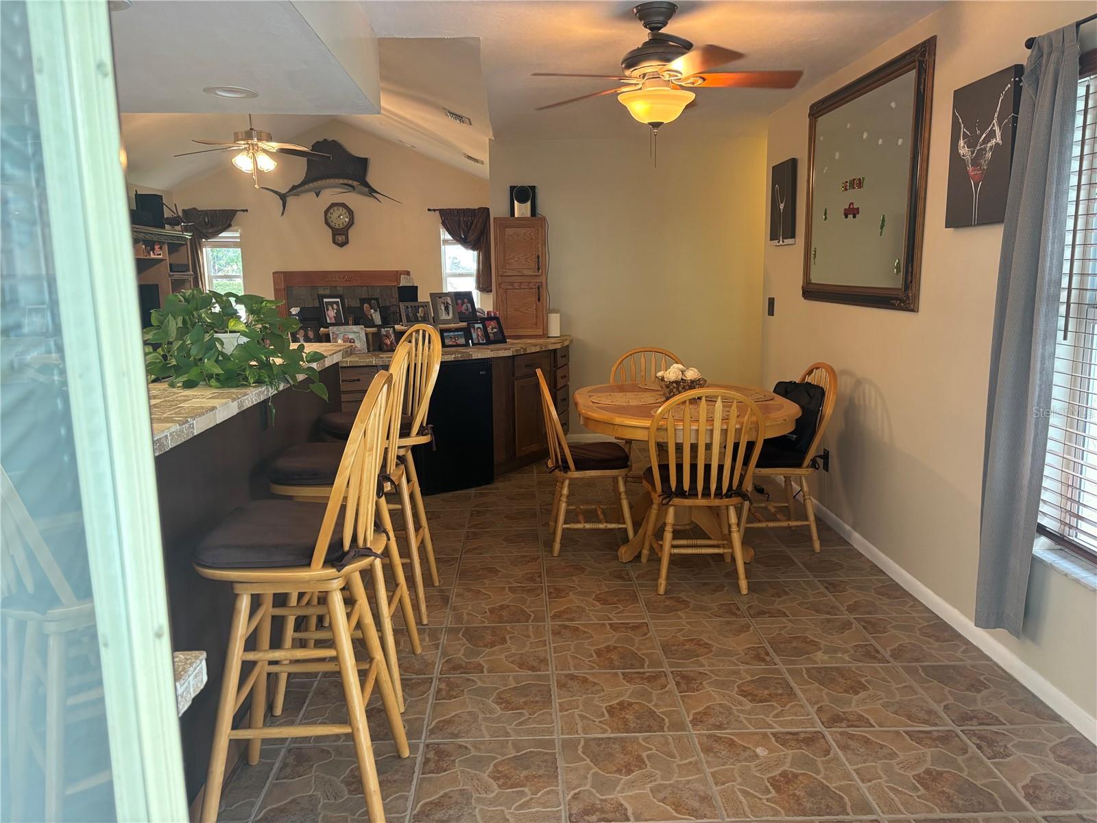 Image 7 of 13 For 212 Jefferson Avenue