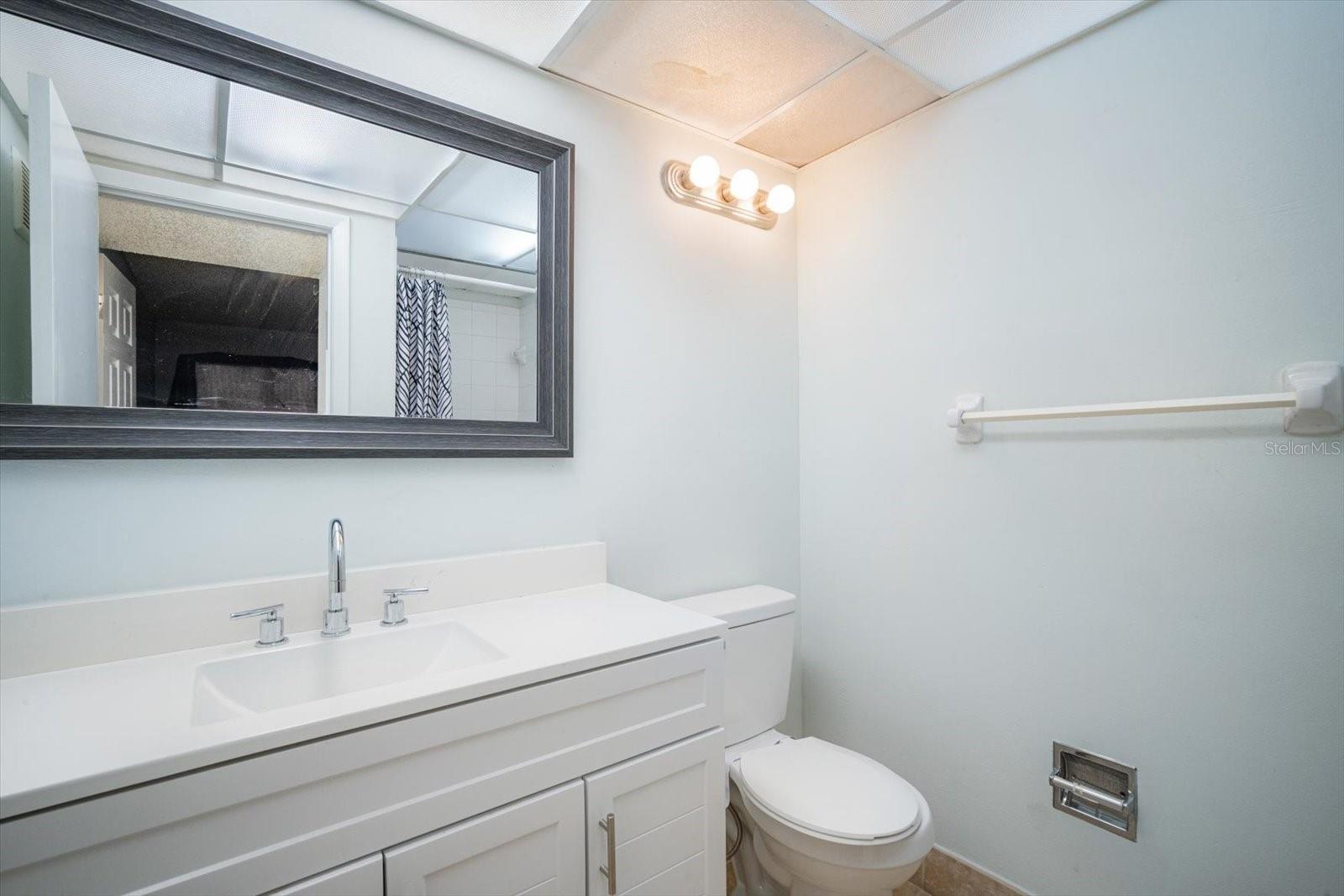 Image 12 of 22 For 11807 Raintree Lake Lane B