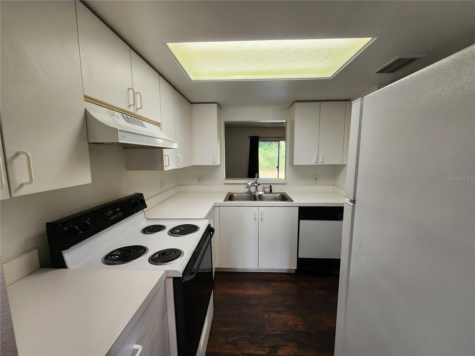 Image 4 of 13 For 4315 Azora Road