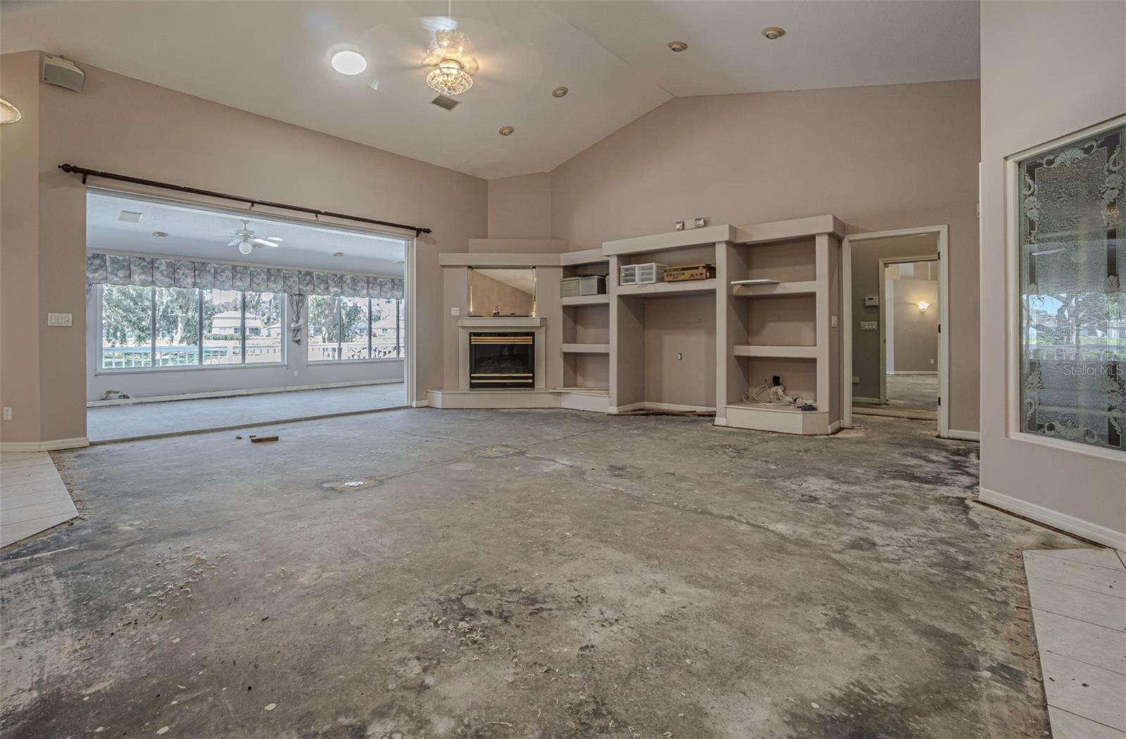 Image 17 of 48 For 6425 Brentwood Drive