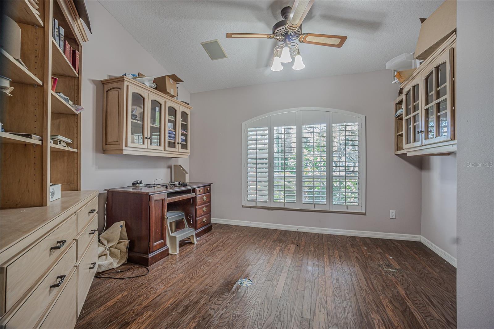 Image 5 of 48 For 6425 Brentwood Drive