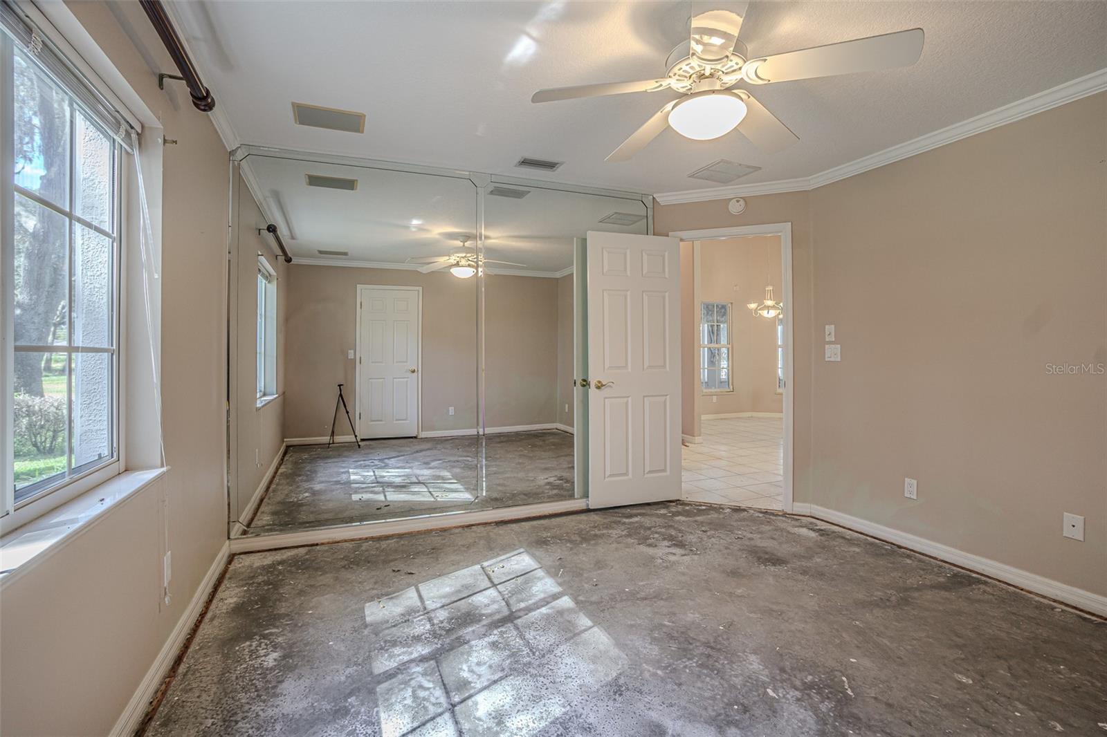 Image 32 of 45 For 6433 Brentwood Drive