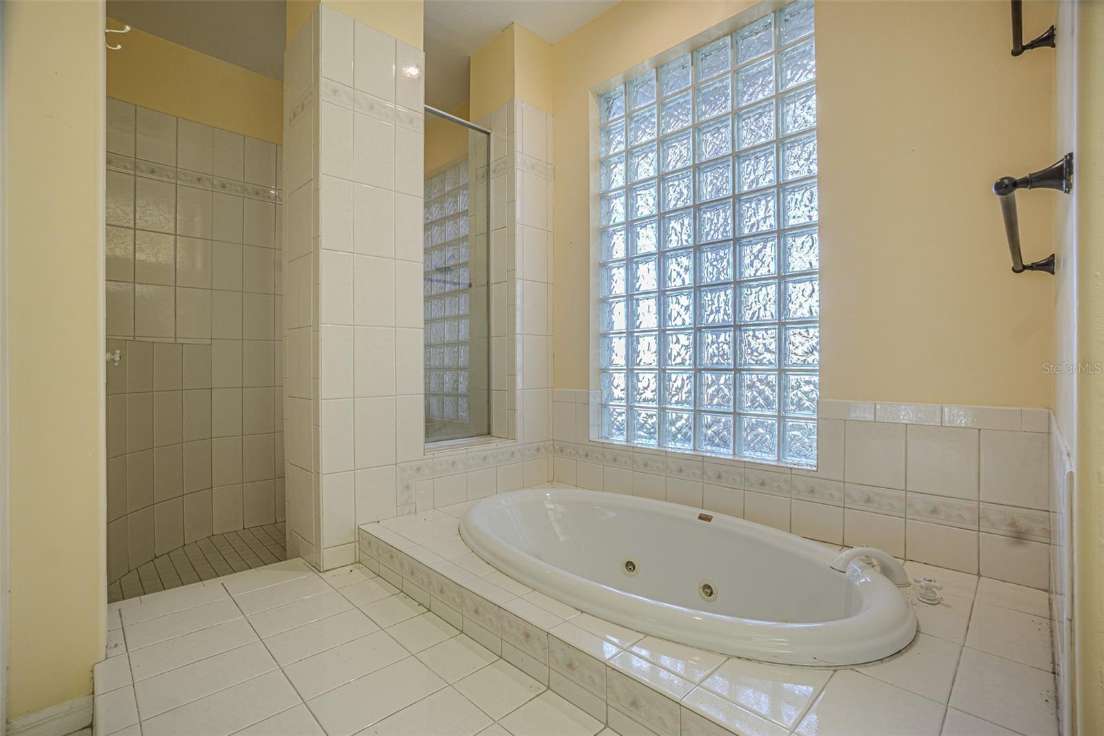 Image 40 of 45 For 6433 Brentwood Drive