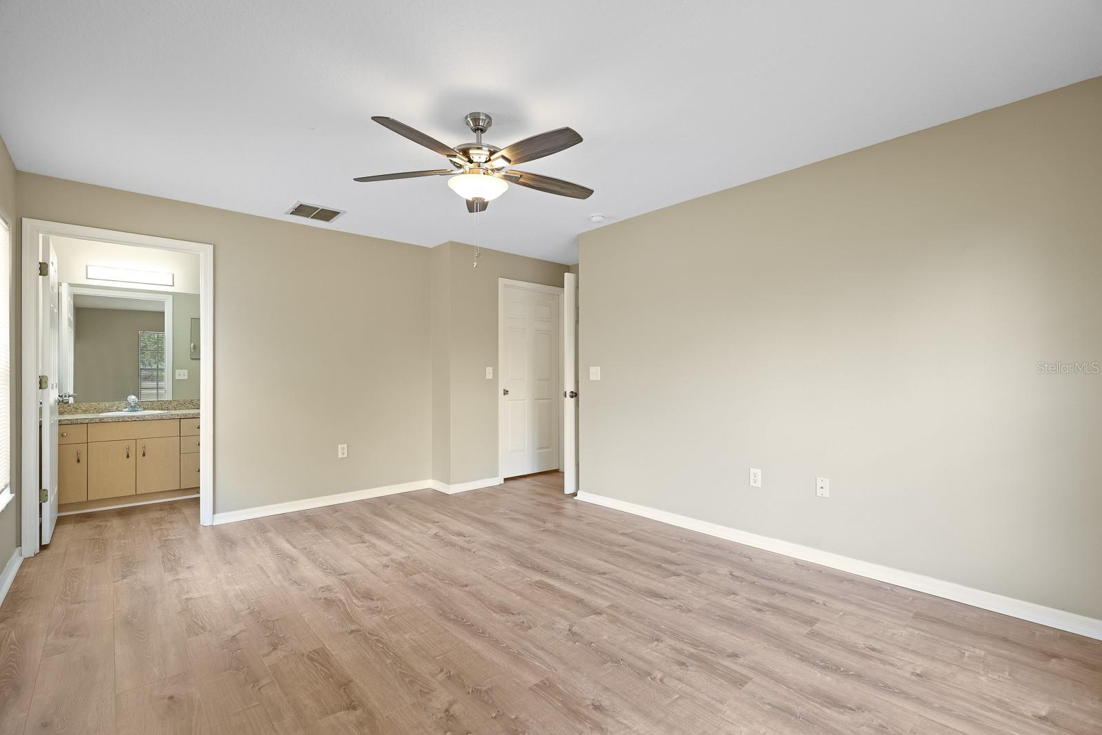 Image 12 of 26 For 2106 Pleasant View Avenue