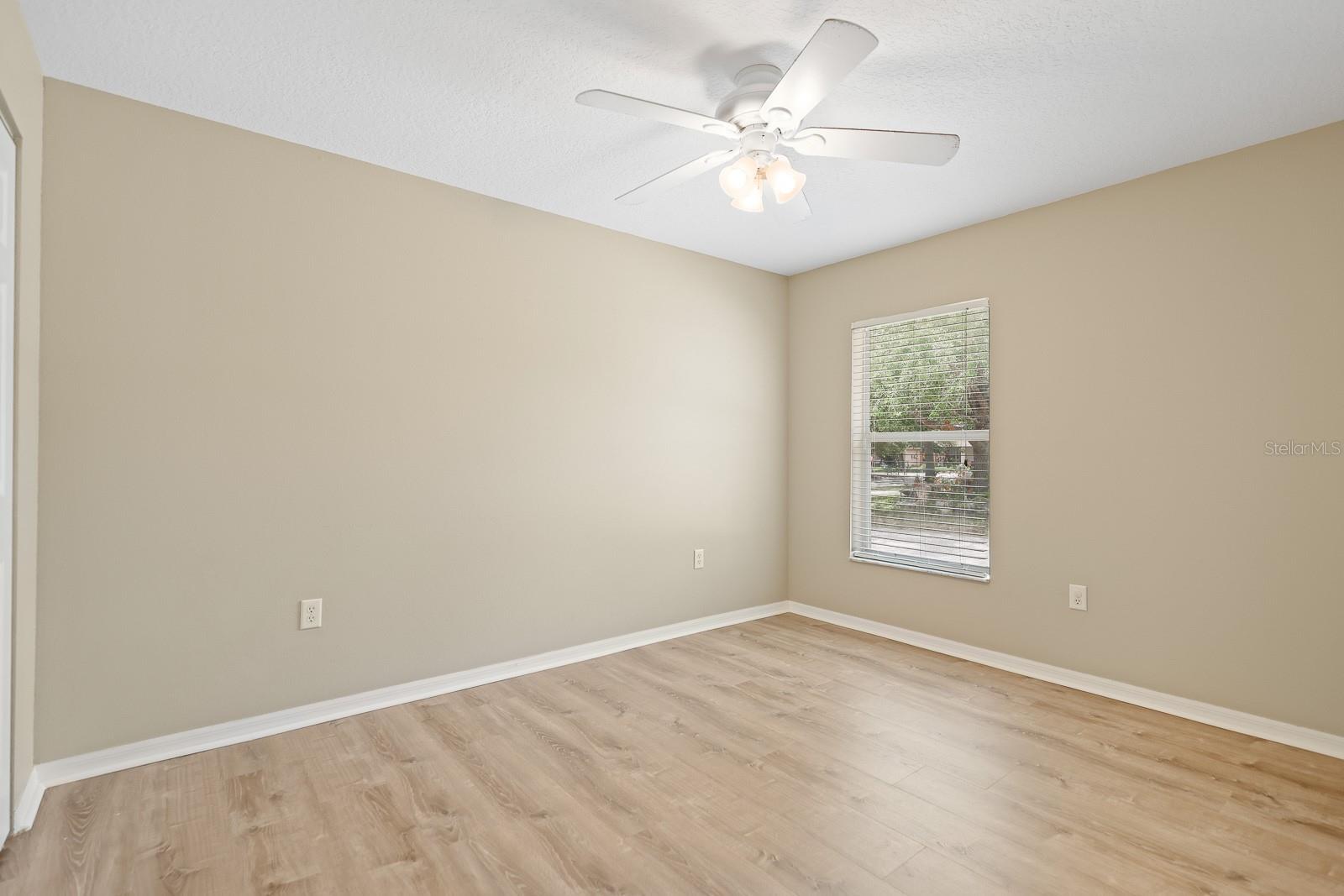 Image 17 of 26 For 2106 Pleasant View Avenue