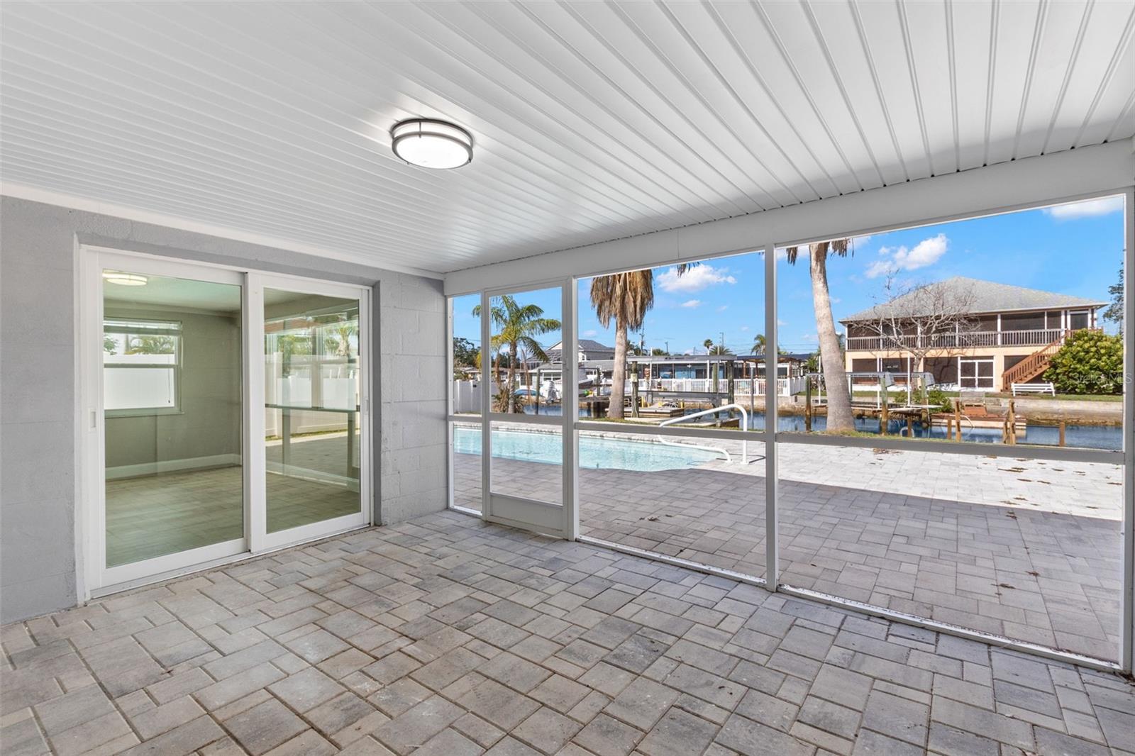 Image 14 of 35 For 13704 Evelane Drive