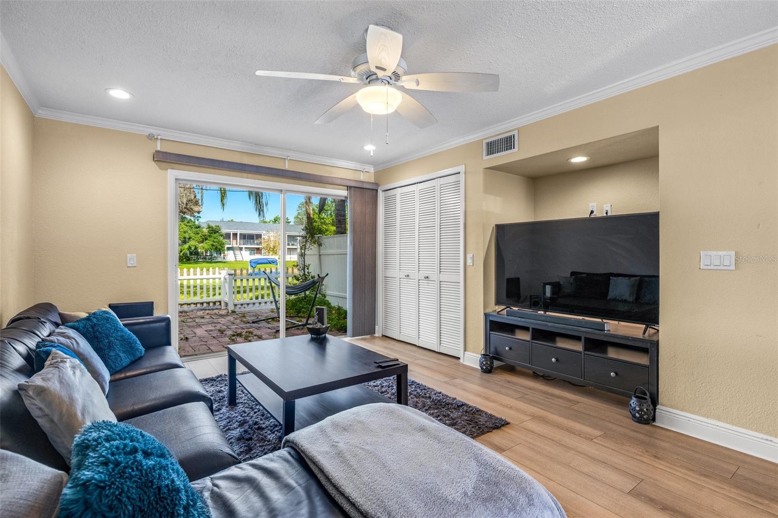 Image 8 of 28 For 13696 Orange Sunset Drive 13696