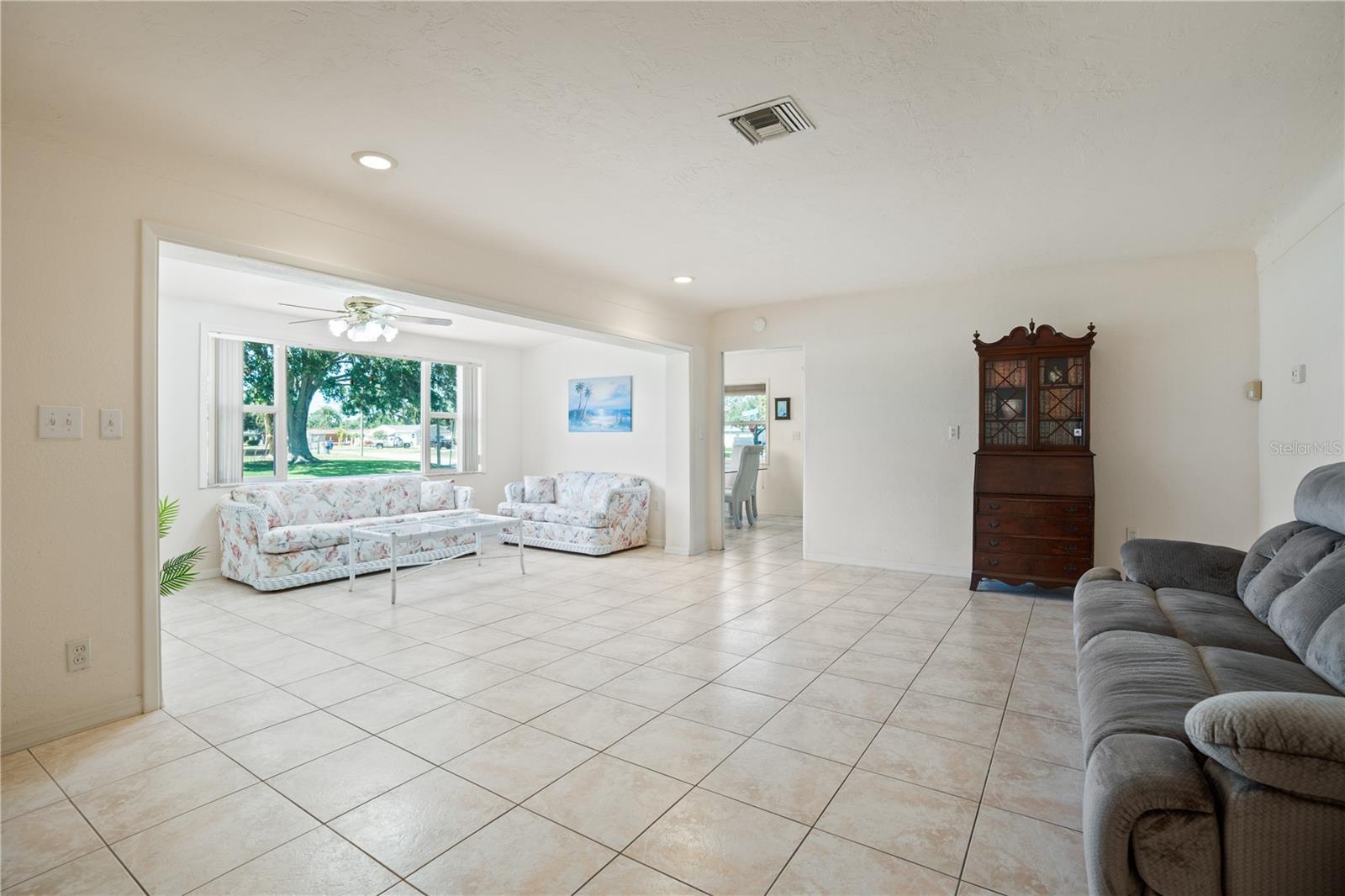 Image 11 of 29 For 4421 28th Avenue N