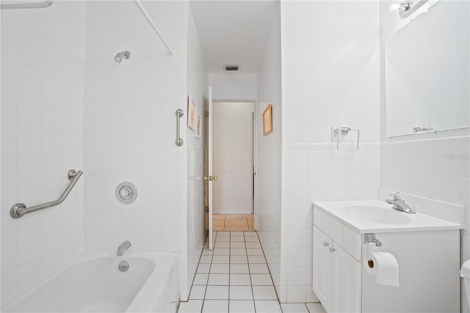 Image 27 of 29 For 4421 28th Avenue N