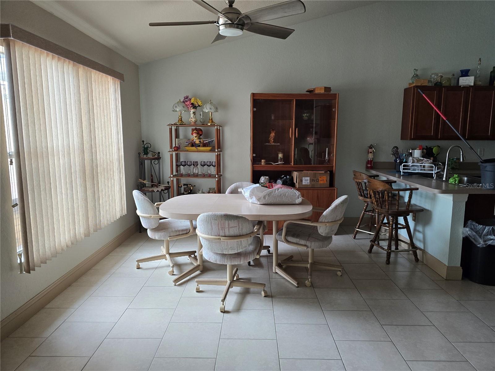 Image 4 of 16 For 8473 Bay Drive