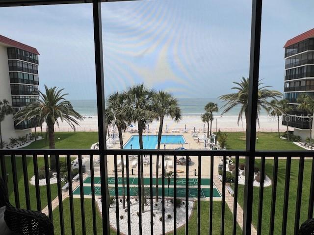 Image 3 of 28 For 18304 Gulf Boulevard 309