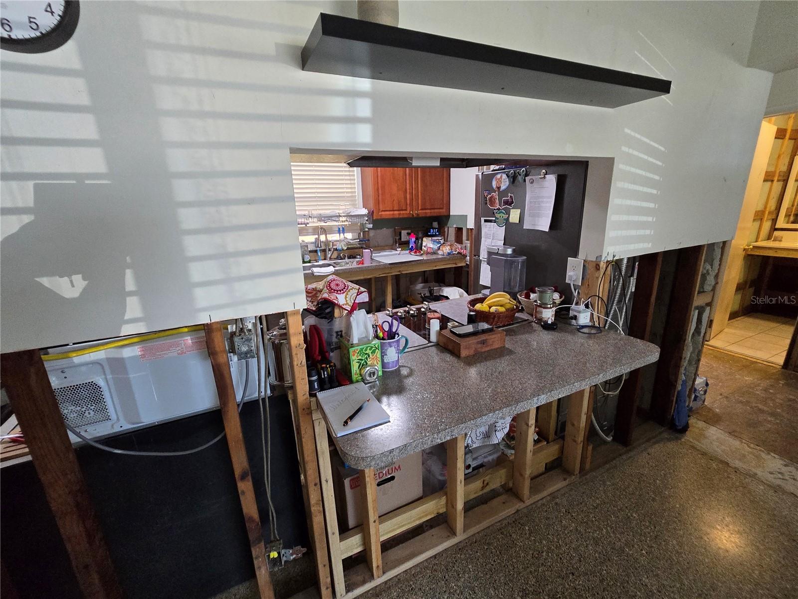 Image 9 of 41 For 315 Shore Drive E