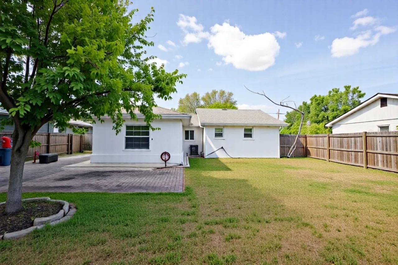 Image 44 of 46 For 9118 108th Avenue