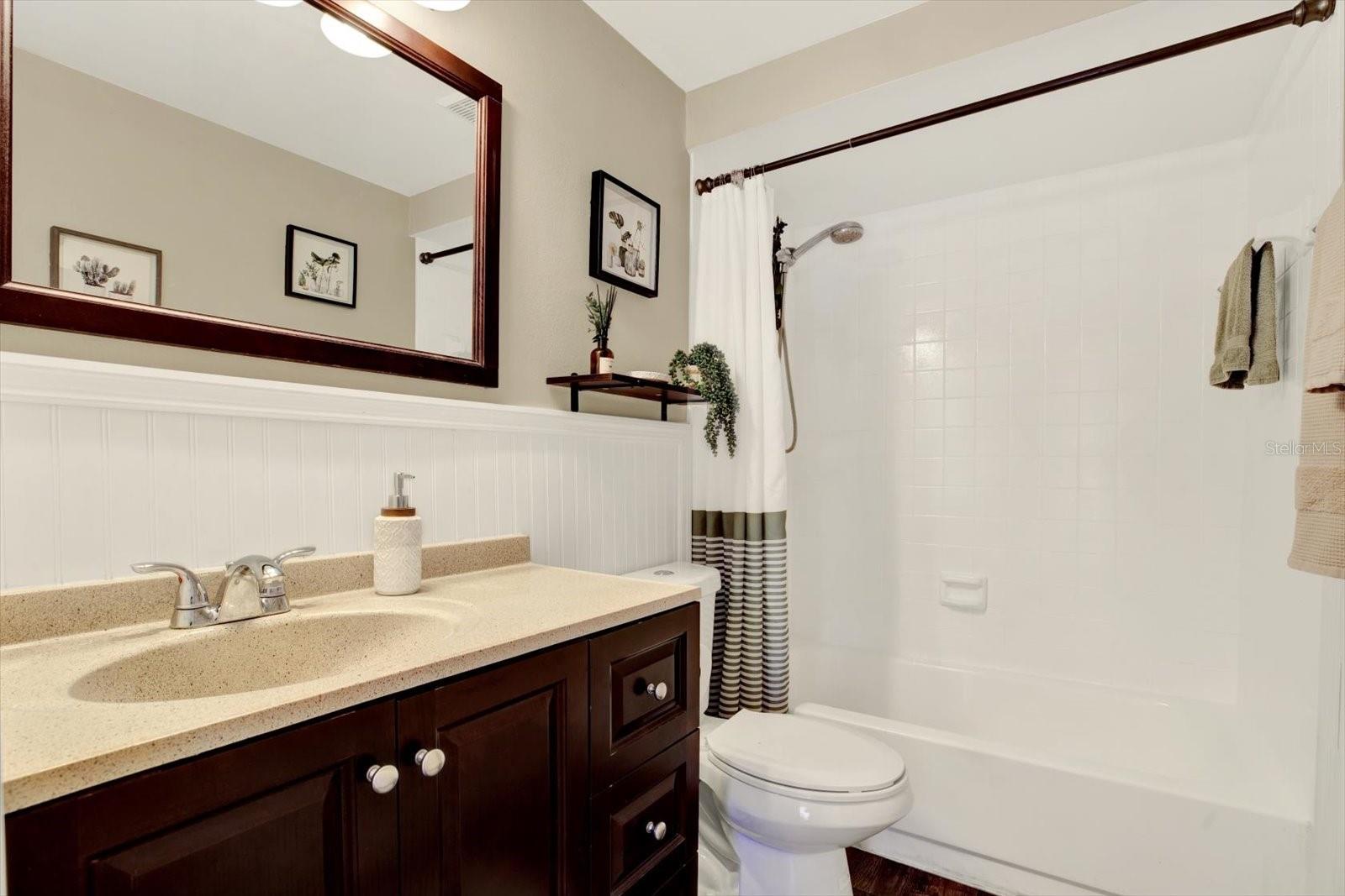 Listing photo id 19 for 5137 Springwood Drive