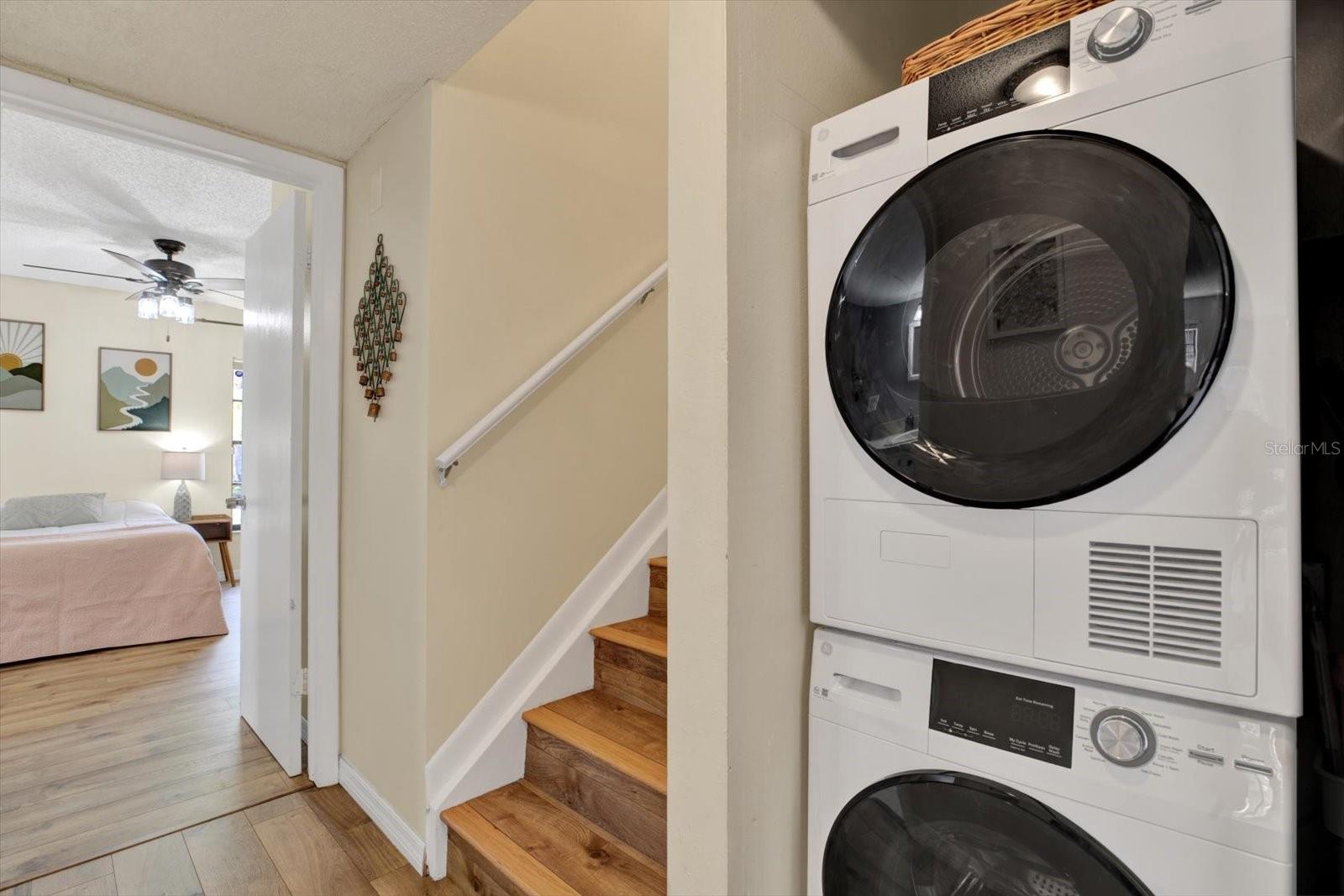 Listing photo id 23 for 5137 Springwood Drive