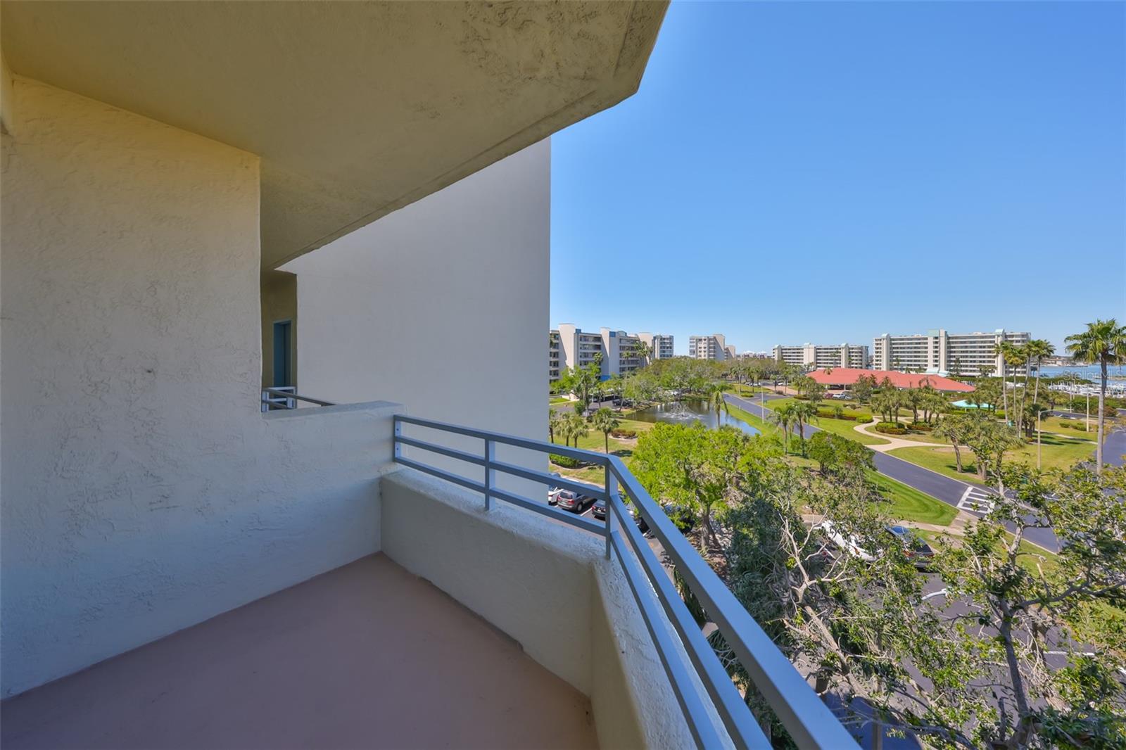 Image 18 of 59 For 7882 Sailboat Key Boulevard S 401