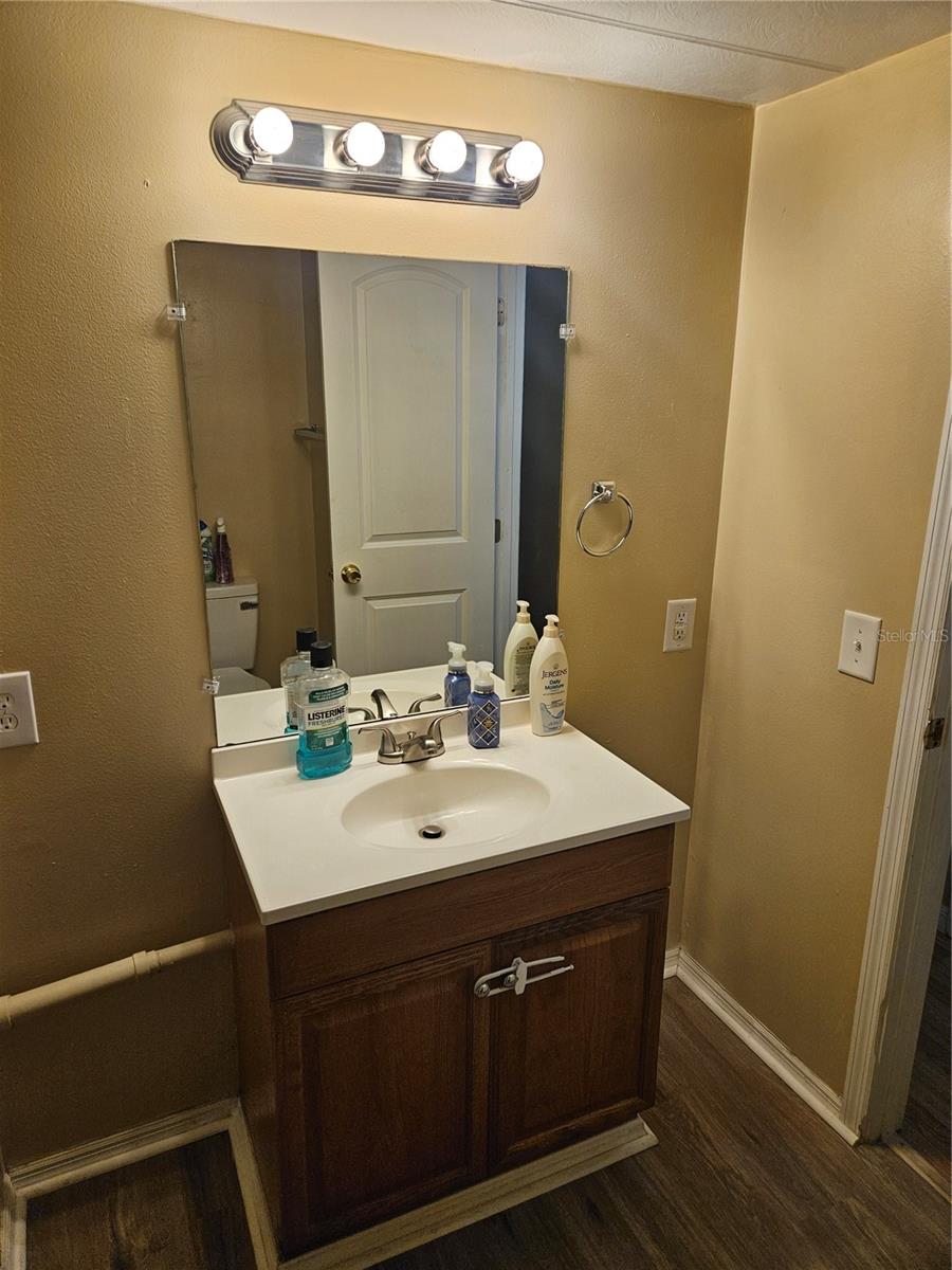 Image 11 of 25 For 3684 Ridgecrest Court