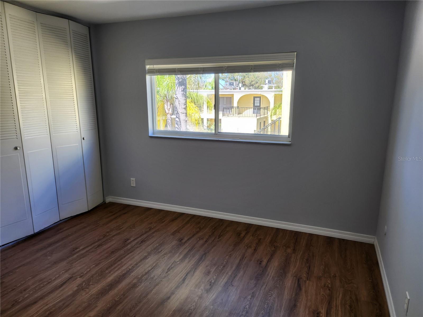 Image 20 of 29 For 3206 Azeele Street 108