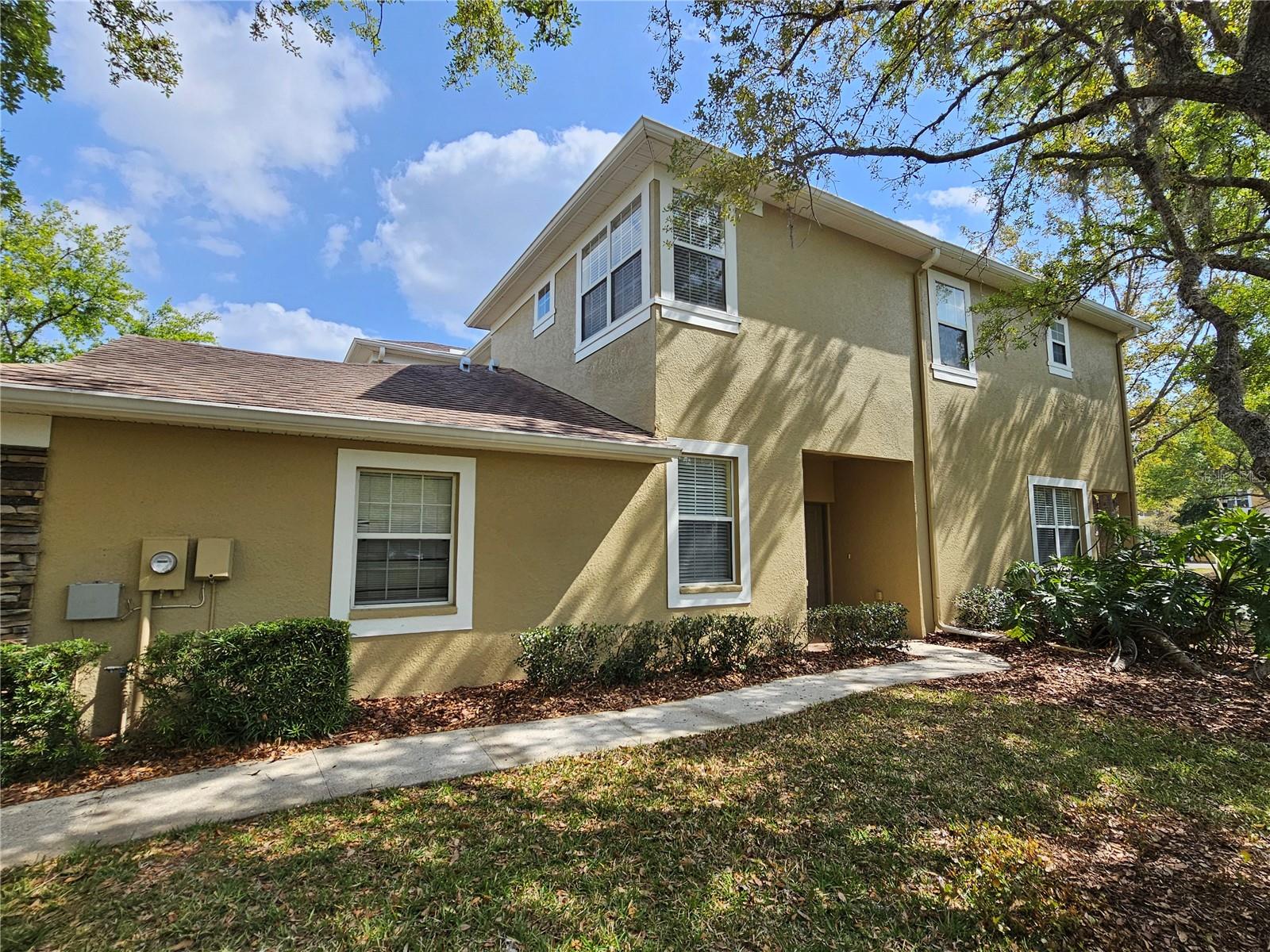 Details for 8133 Stone Path Way, TAMPA, FL 33647