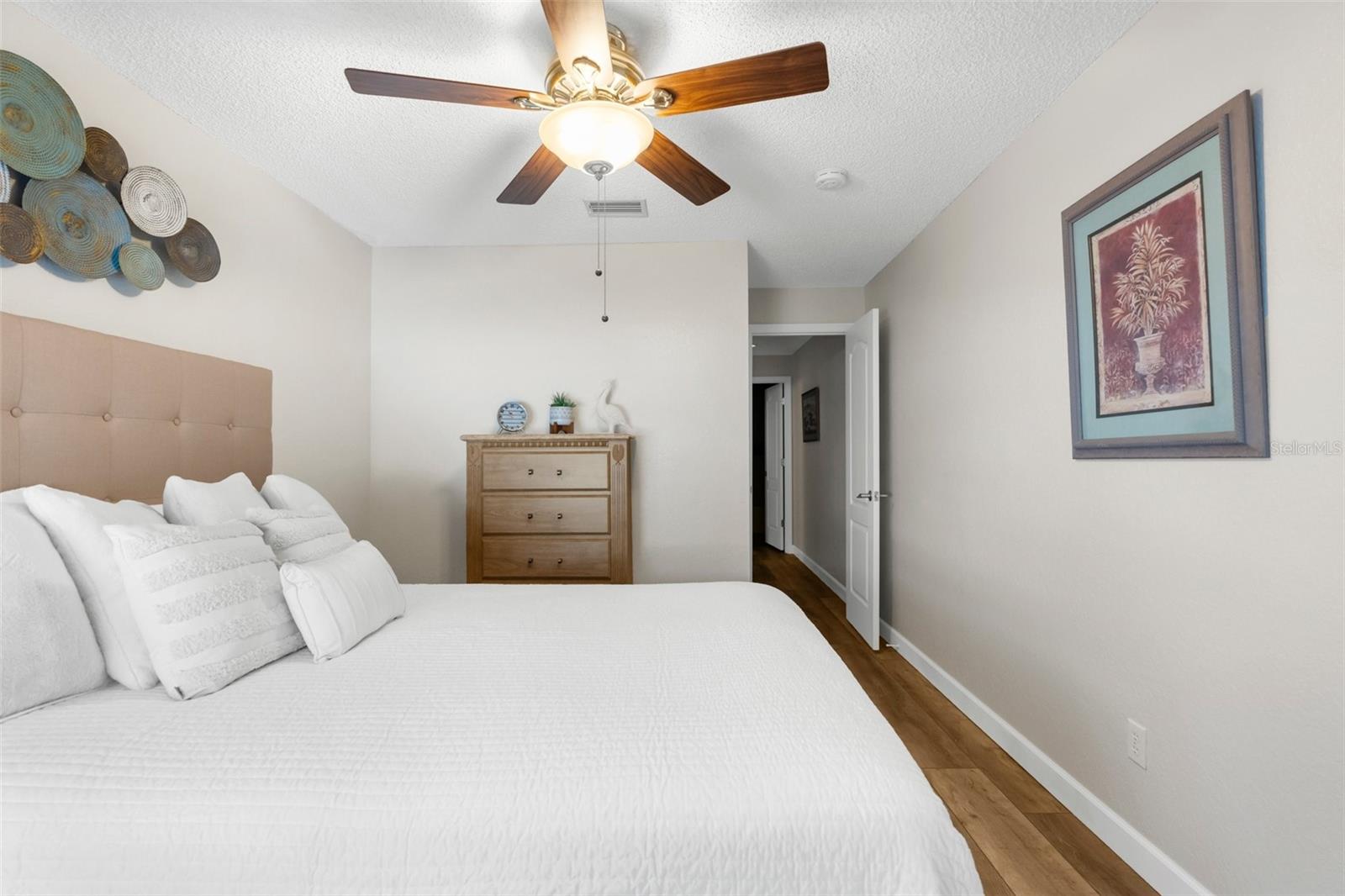 Image 26 of 36 For 1050 Starkey Road 2205