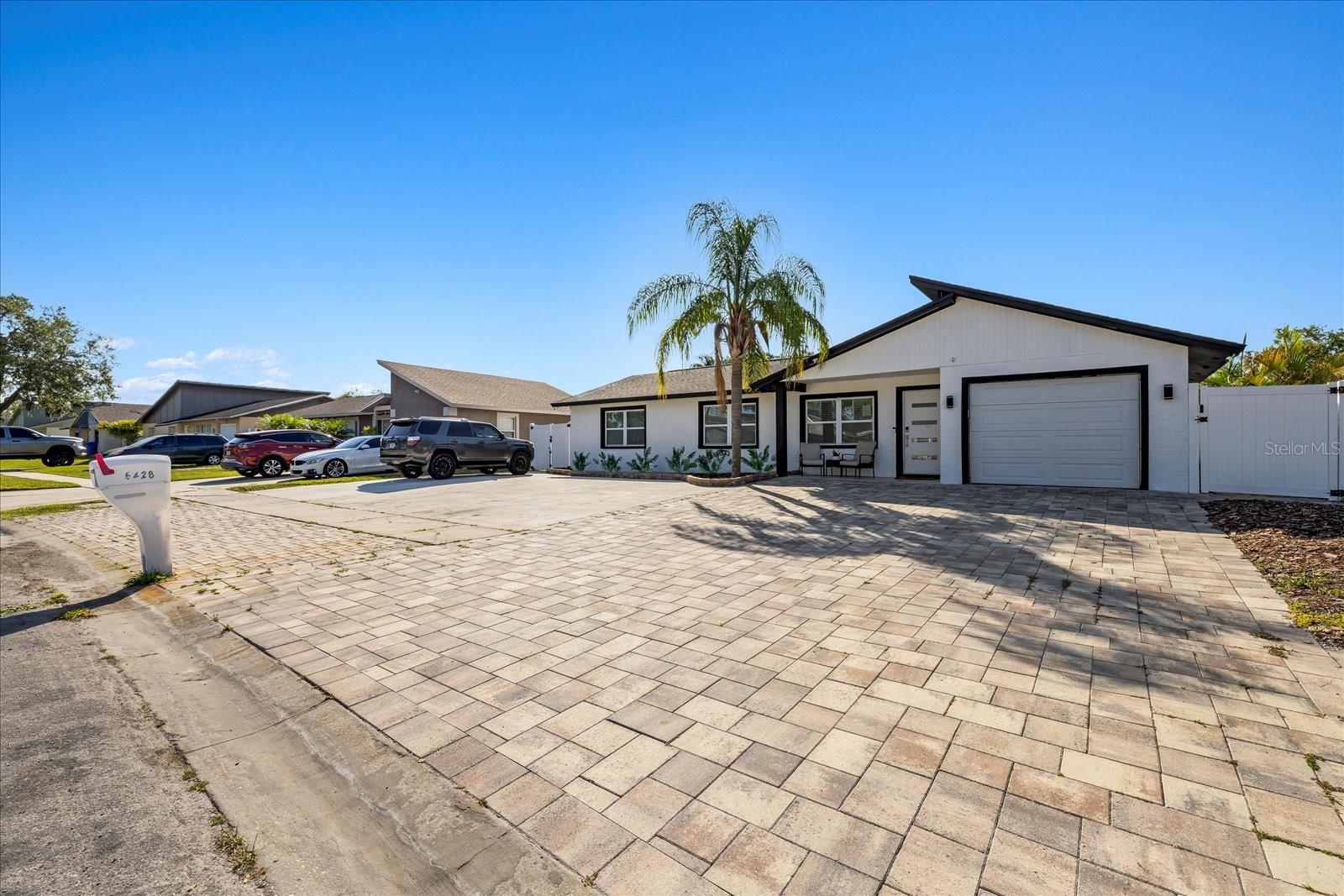 Image 8 of 35 For 6428 Moss Way