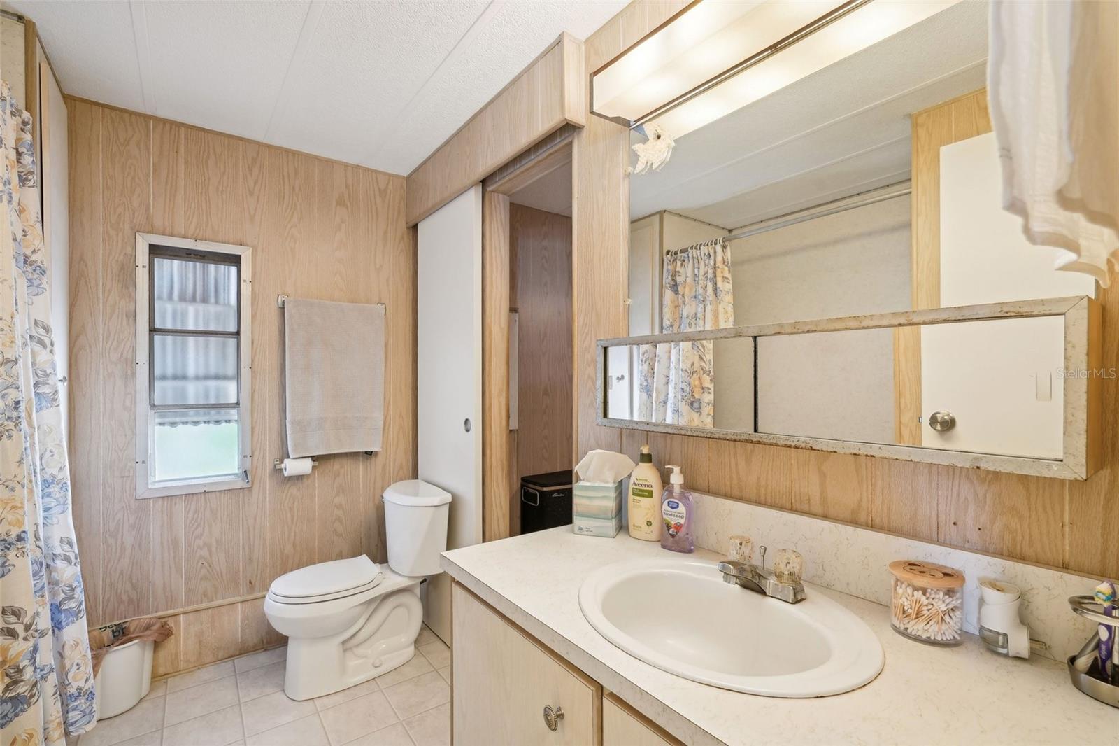 Image 22 of 38 For 3547 Tiki Drive