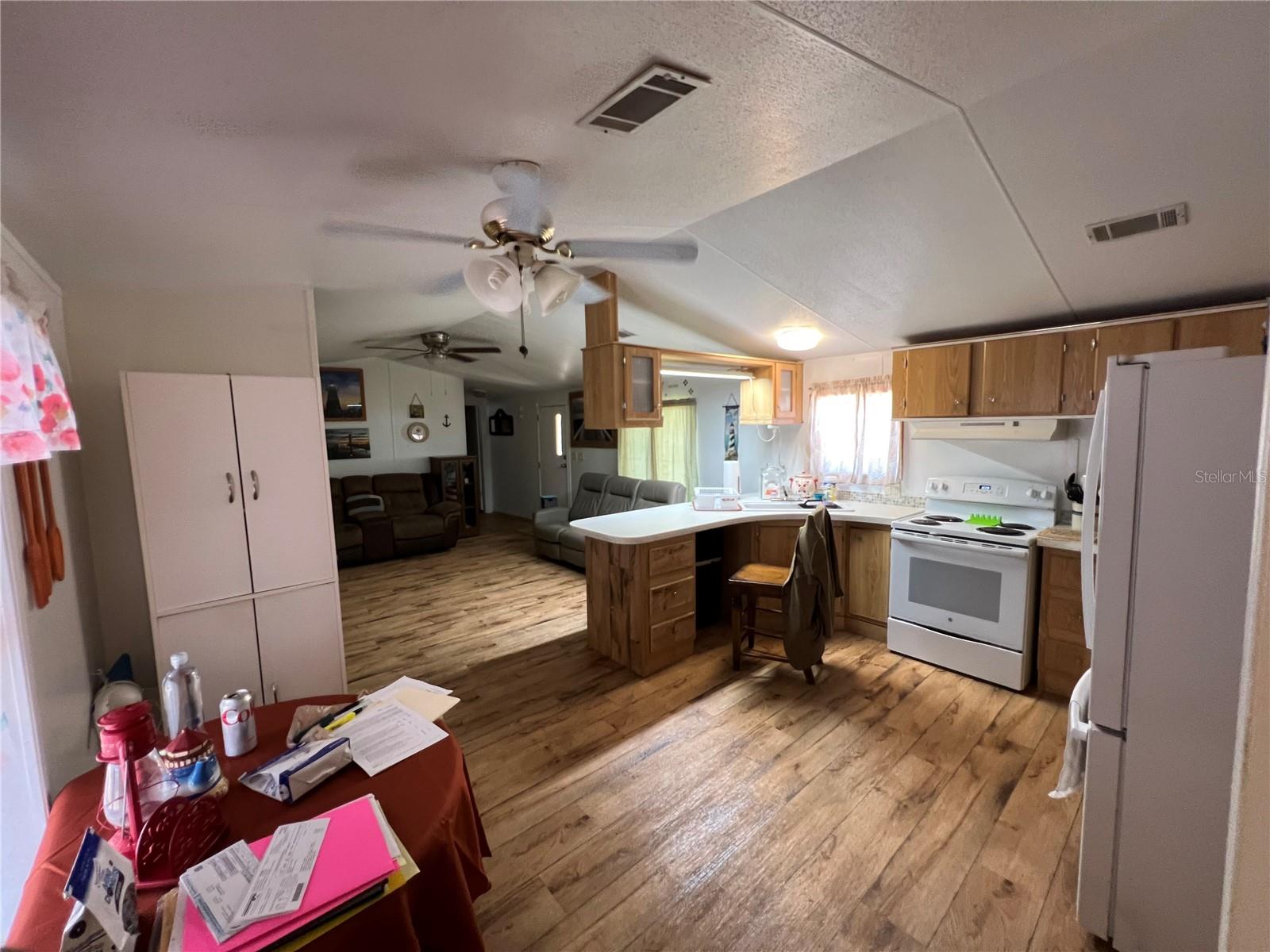 Image 17 of 35 For 12201 Bonanza Drive