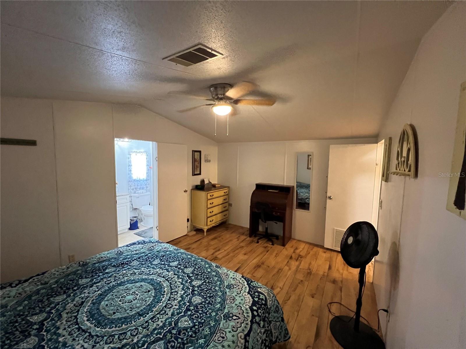 Image 20 of 35 For 12201 Bonanza Drive