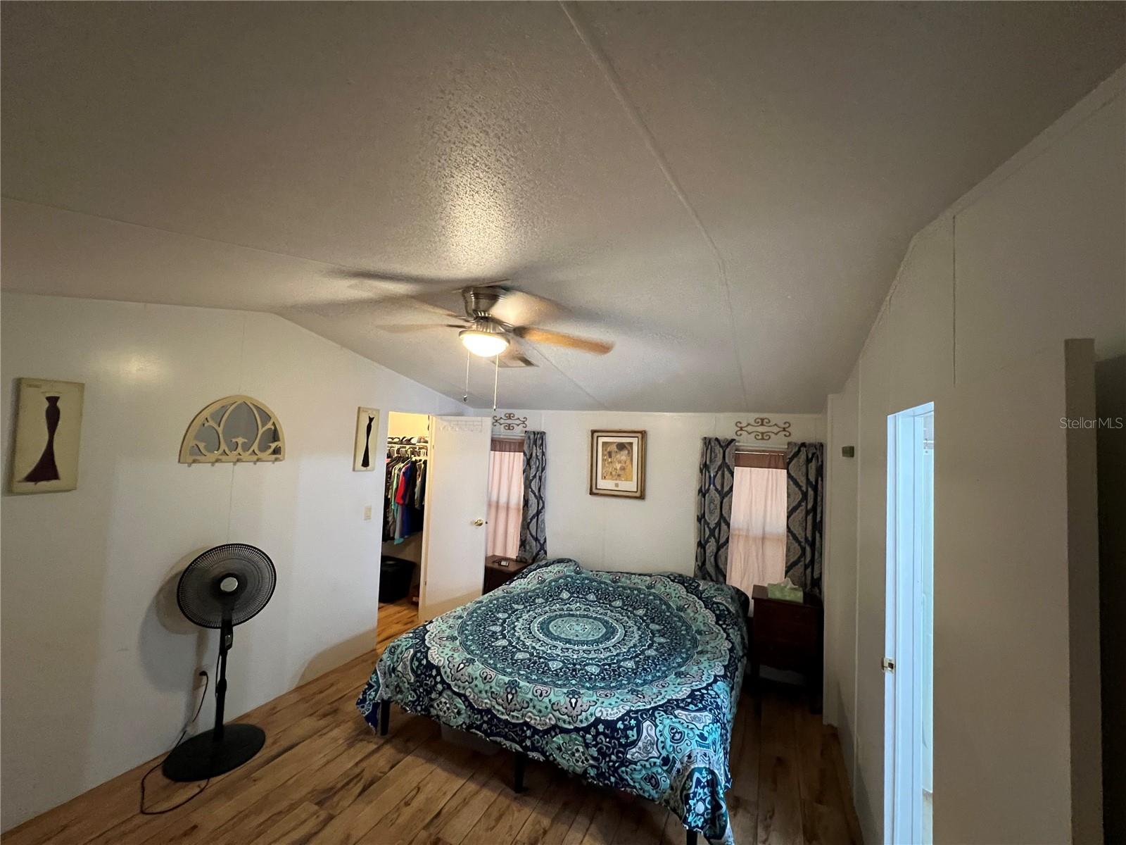 Image 24 of 35 For 12201 Bonanza Drive