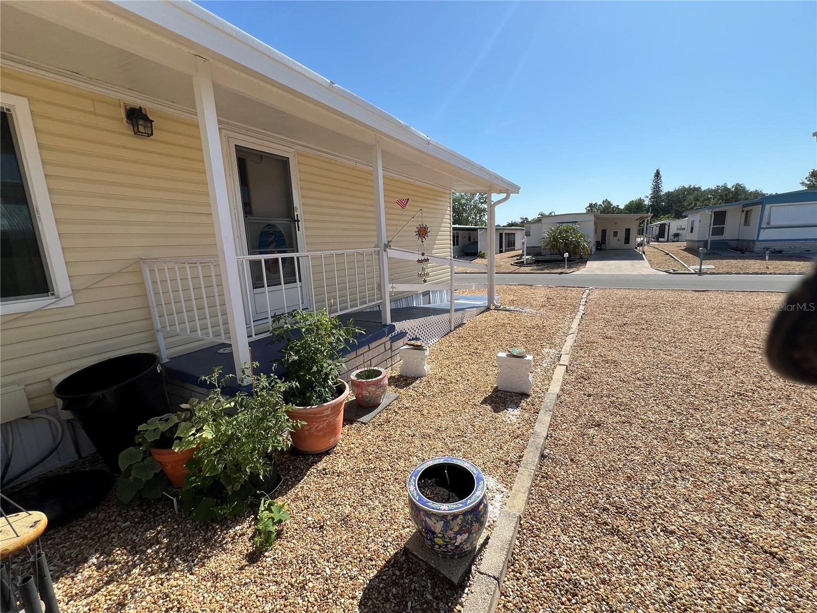 Image 9 of 35 For 12201 Bonanza Drive
