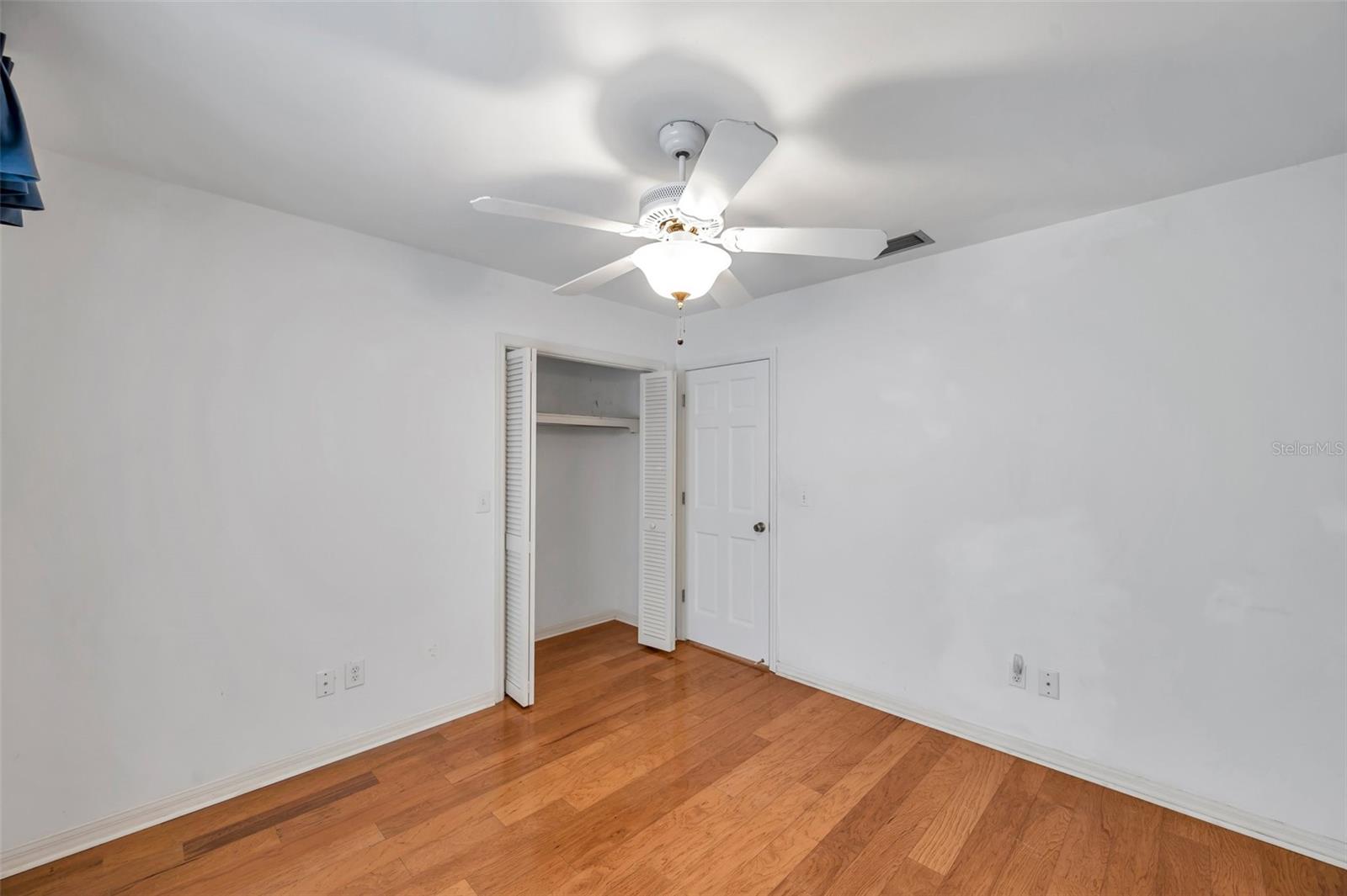 Image 20 of 37 For 111 Anglewood Drive