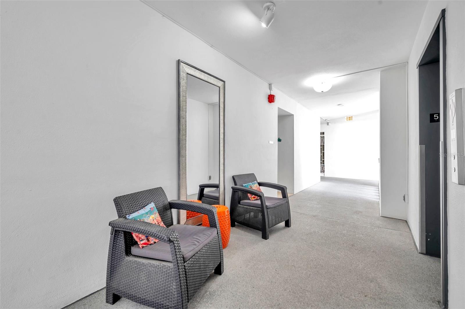Image 39 of 63 For 4950 Gulf Boulevard 509