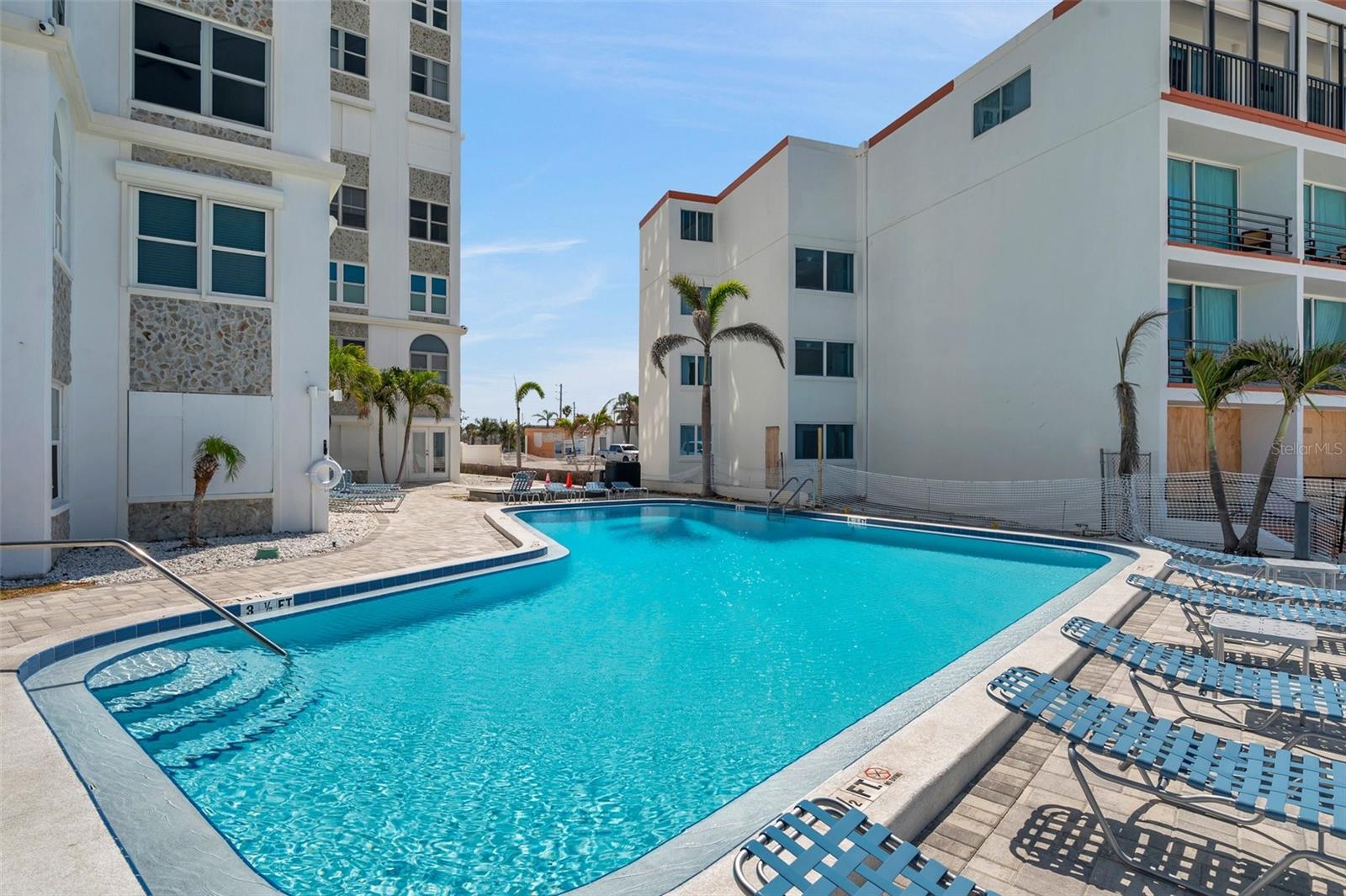Image 53 of 63 For 4950 Gulf Boulevard 509