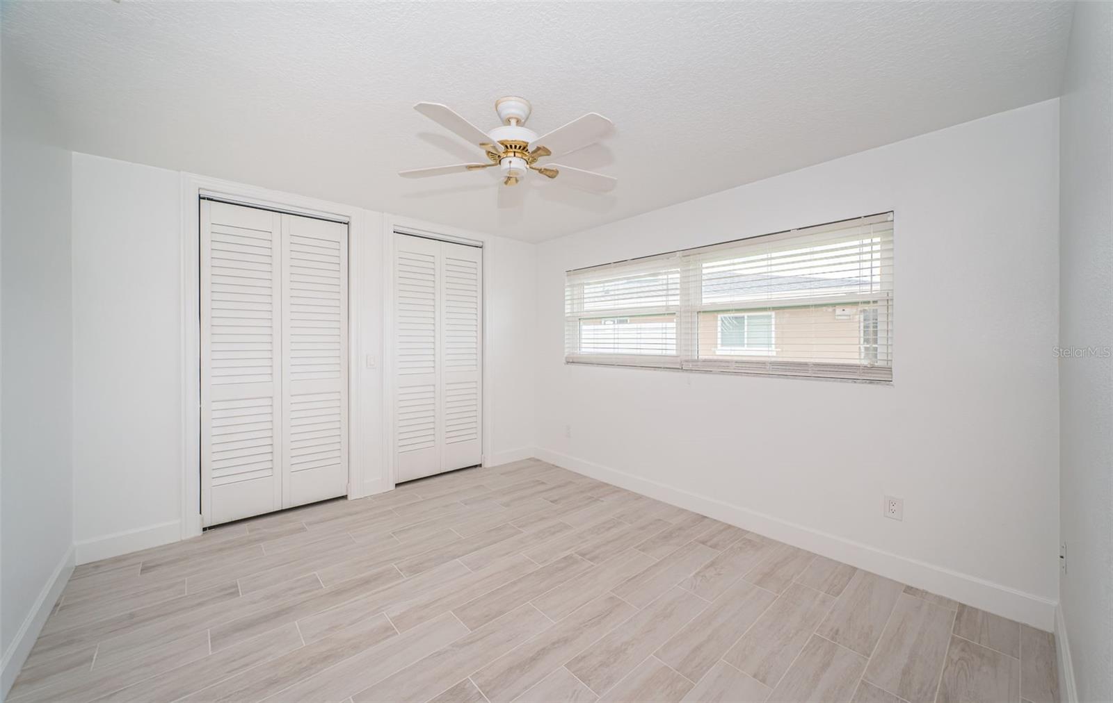Image 24 of 40 For 11625 5th Street E