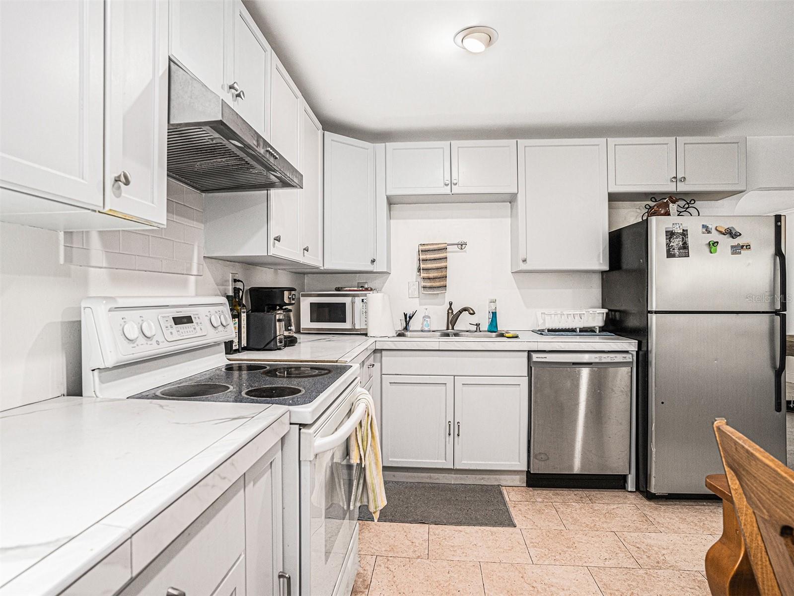 Image 8 of 21 For 1106 Hiawatha Street