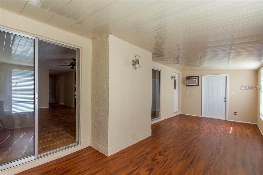Image 15 of 16 For 1021 Breeze Drive