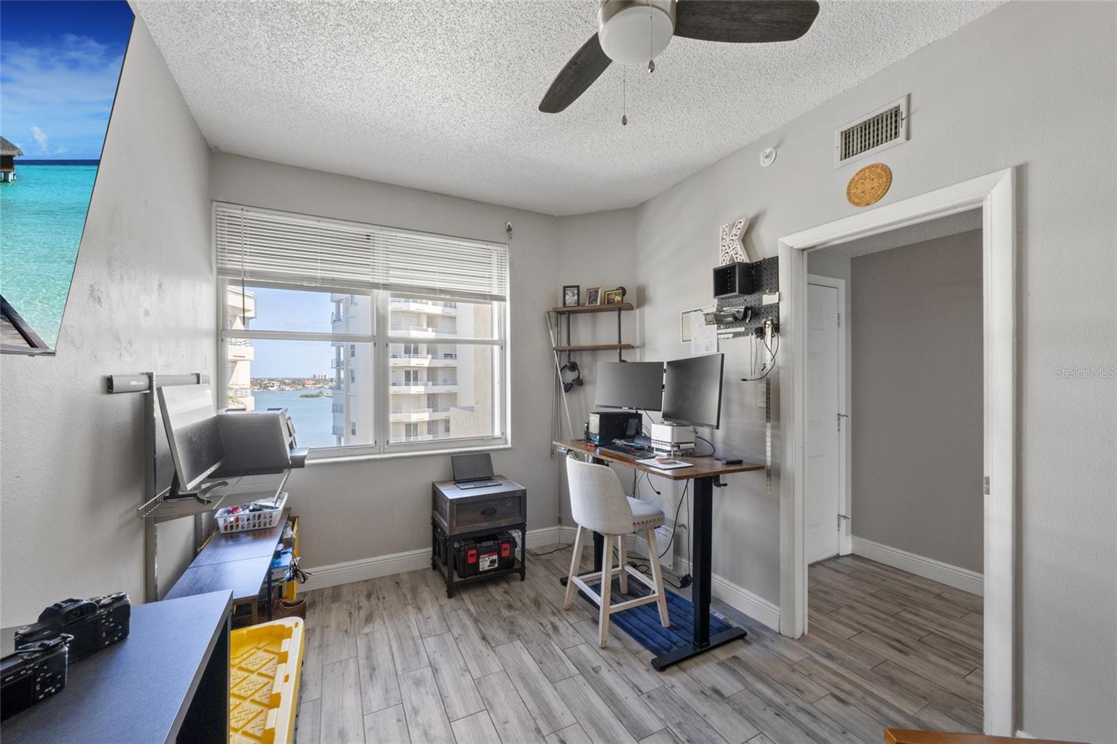 Image 20 of 41 For 7912 Sailboat Key Boulevard S 508