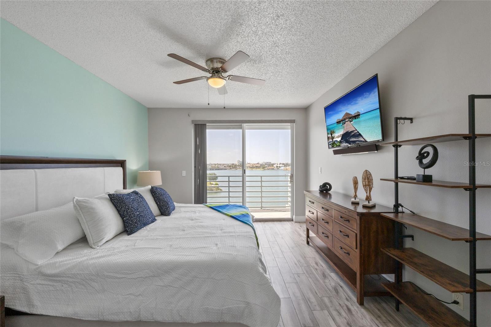 Image 29 of 41 For 7912 Sailboat Key Boulevard S 508