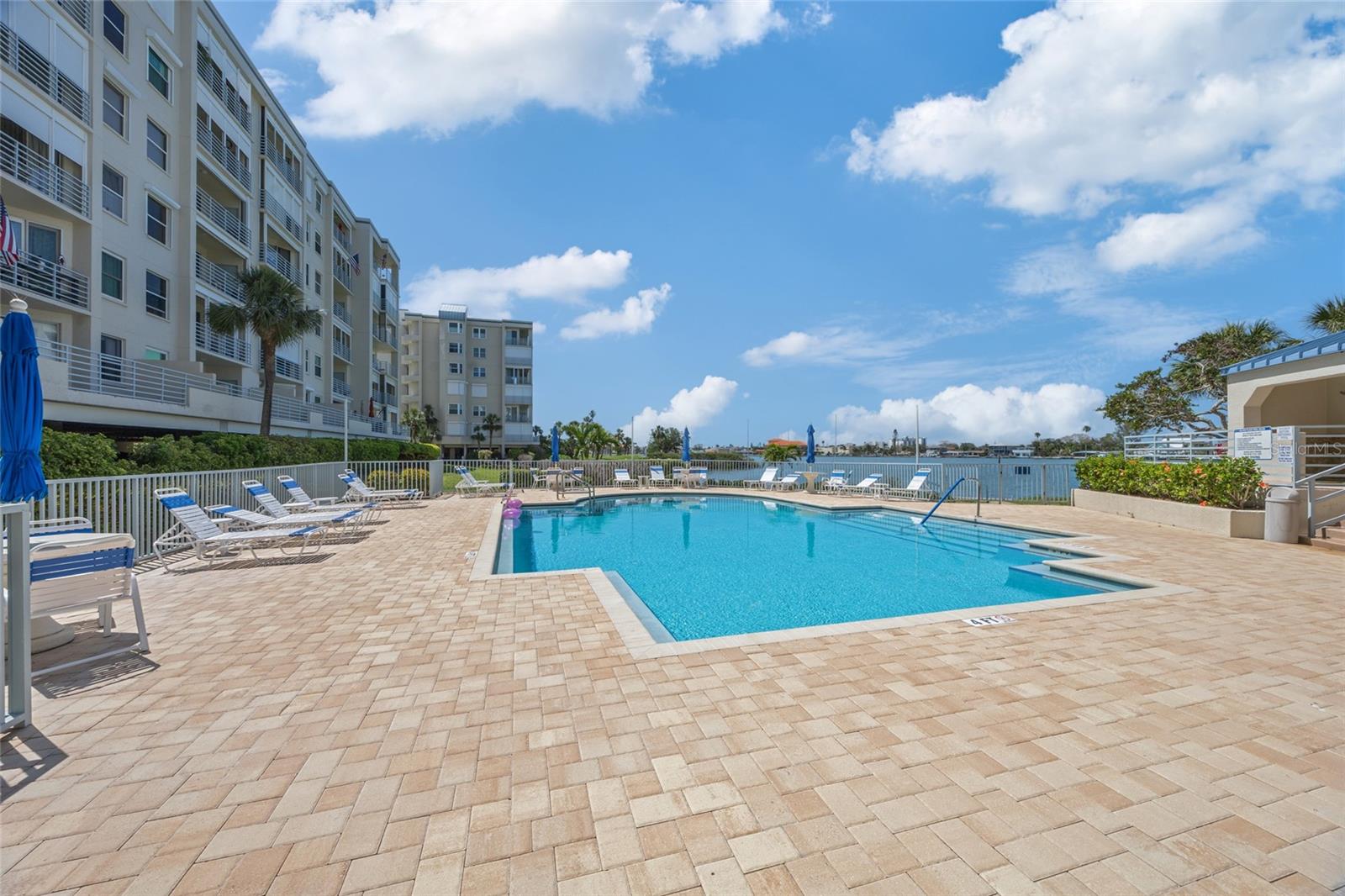 Image 30 of 41 For 7912 Sailboat Key Boulevard S 508