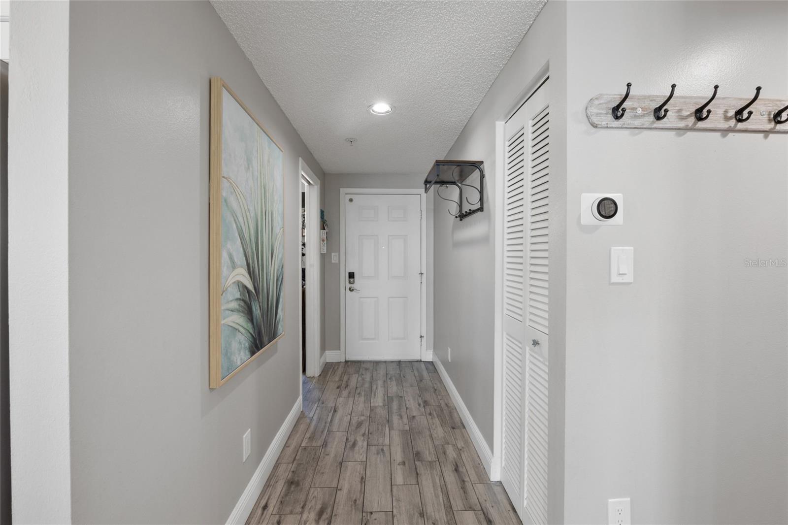Image 5 of 41 For 7912 Sailboat Key Boulevard S 508
