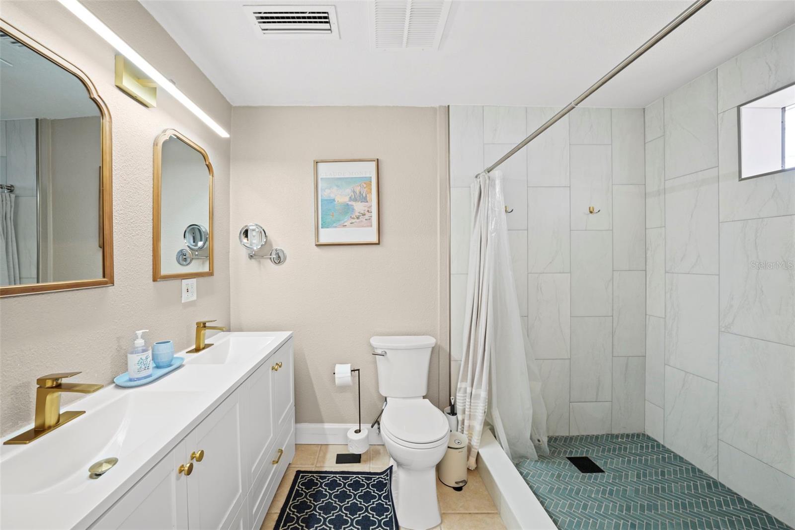 Image 22 of 38 For 2250 64th Street N