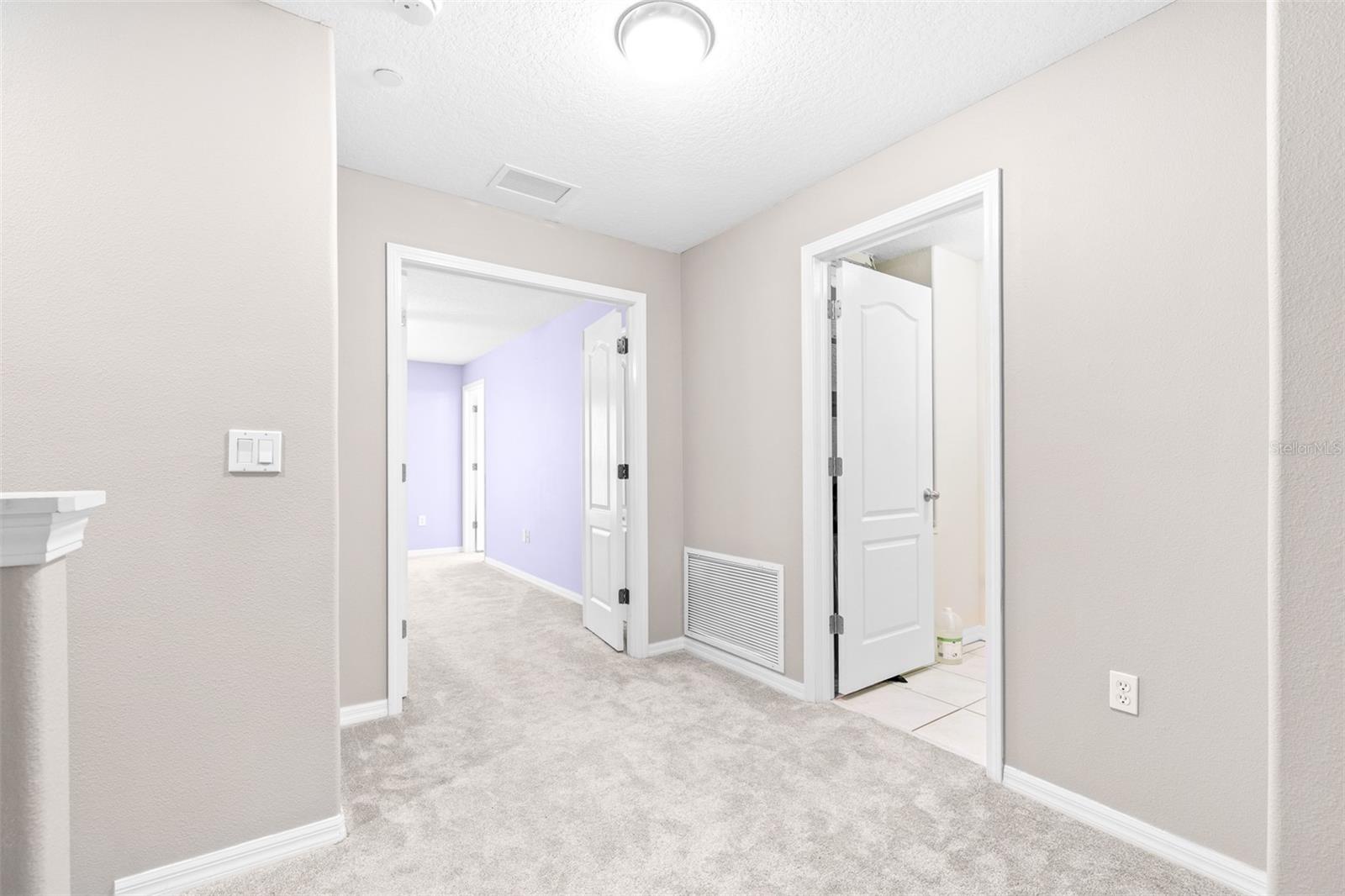 Listing photo id 34 for 2547 Lexington Oak Drive