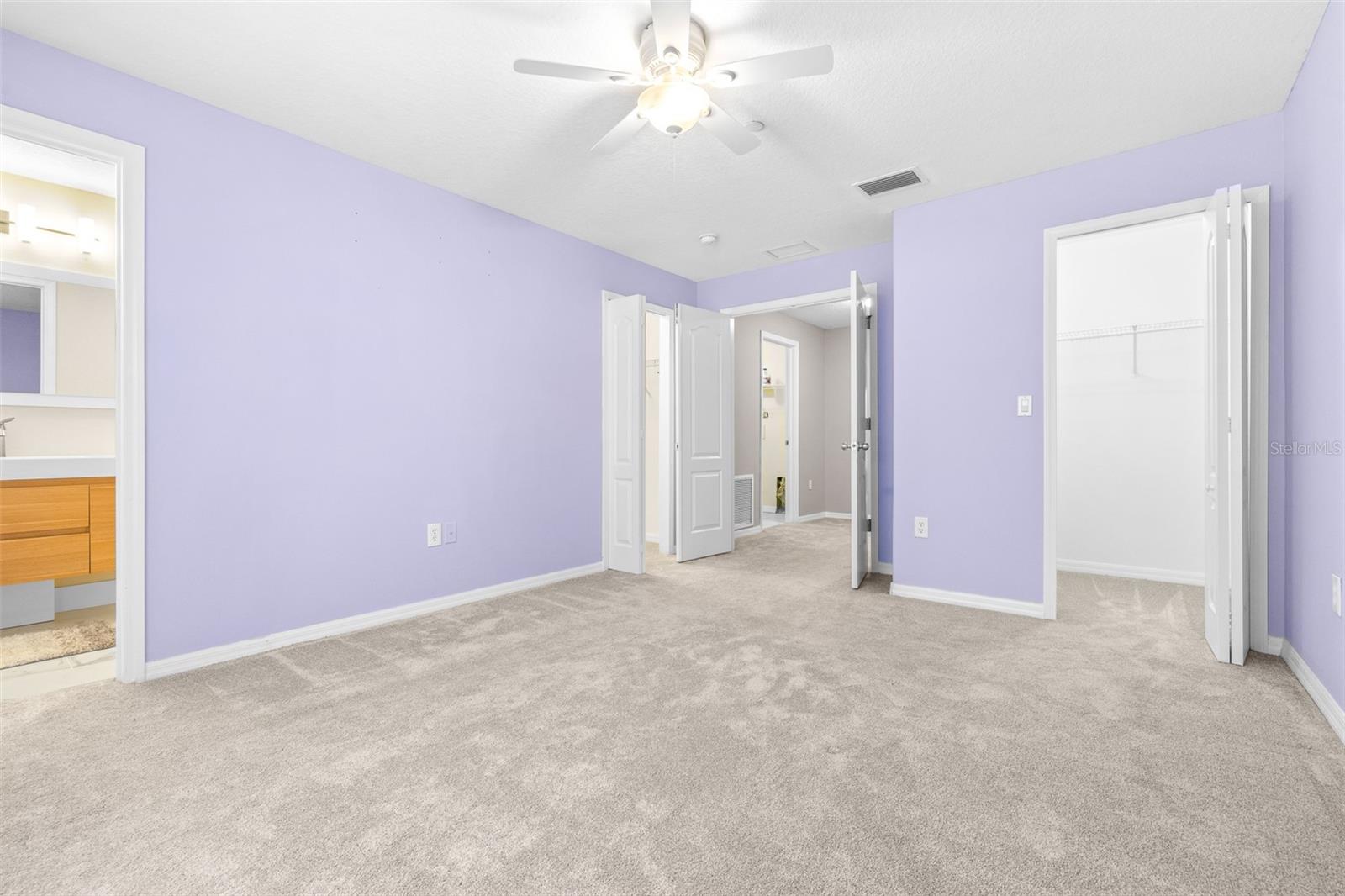 Listing photo id 39 for 2547 Lexington Oak Drive