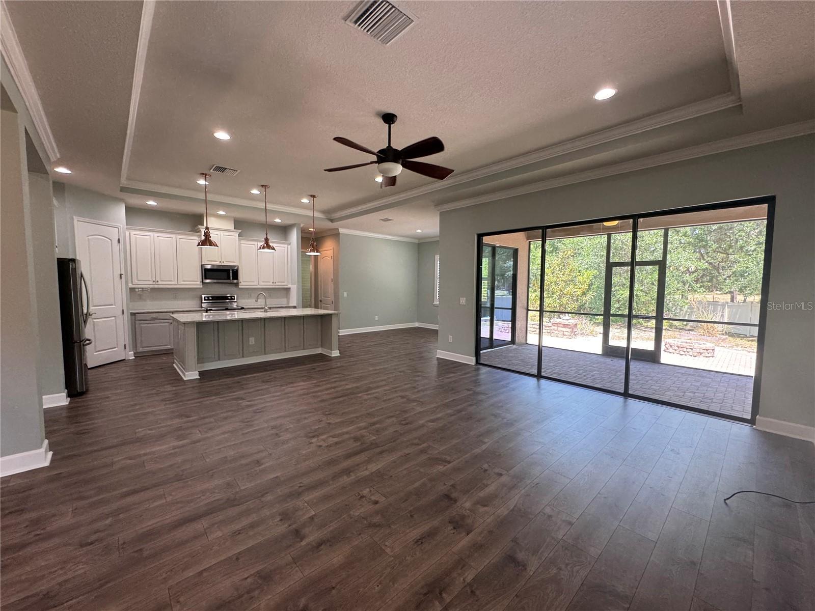 Image 17 of 44 For 7861 Marsh Pointe Drive