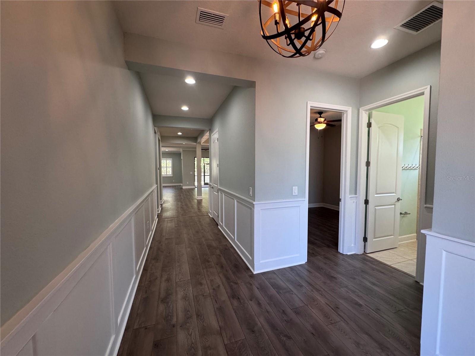Image 3 of 44 For 7861 Marsh Pointe Drive