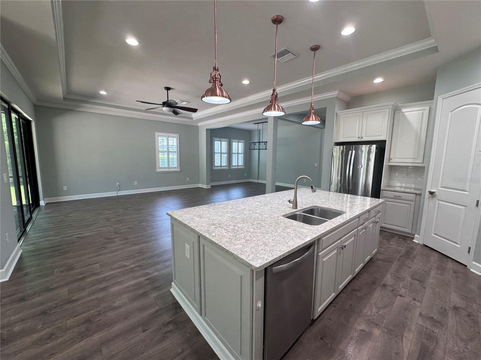 Image 34 of 44 For 7861 Marsh Pointe Drive