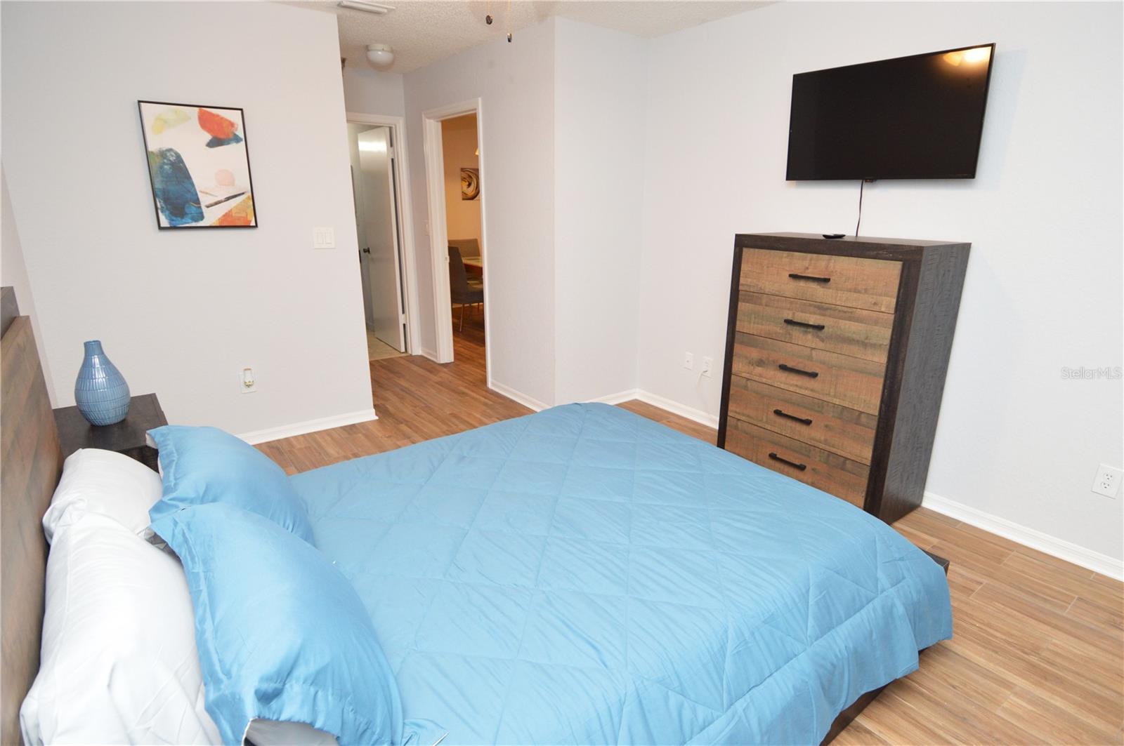 Image 23 of 94 For 10265 Gandy Boulevard N 1409
