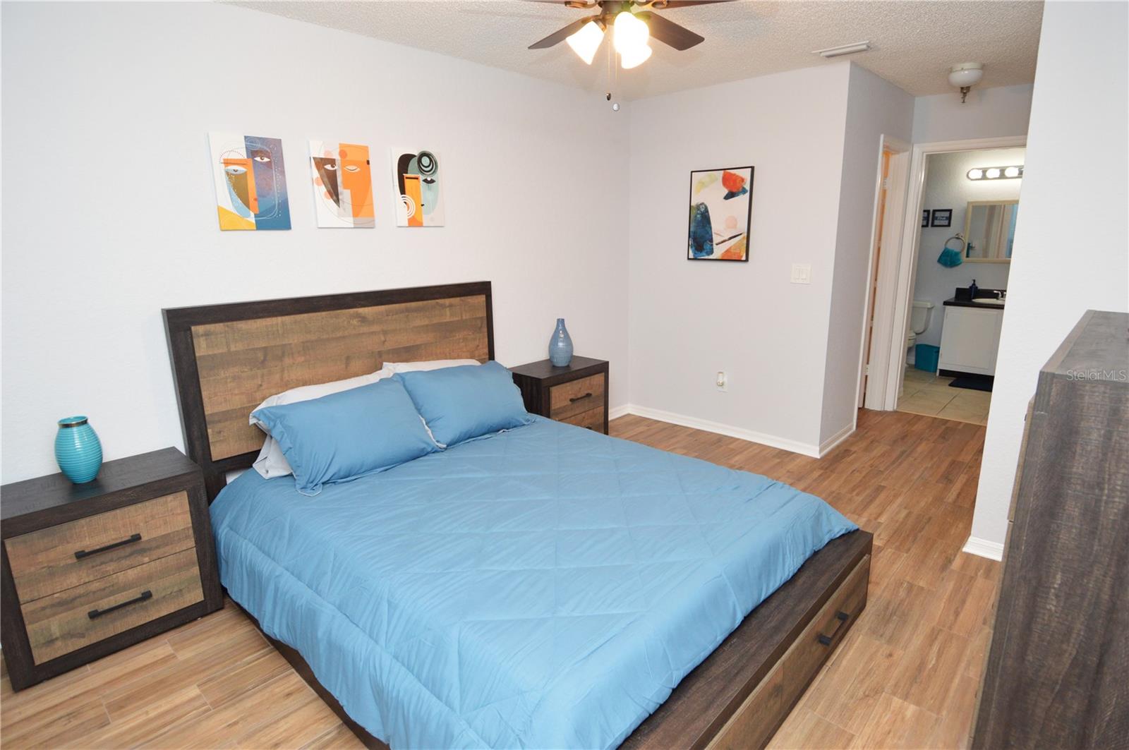 Image 25 of 94 For 10265 Gandy Boulevard N 1409