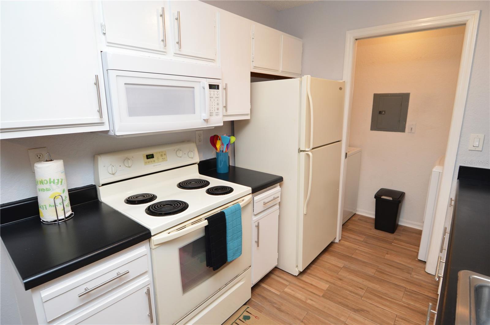 Image 6 of 94 For 10265 Gandy Boulevard N 1409