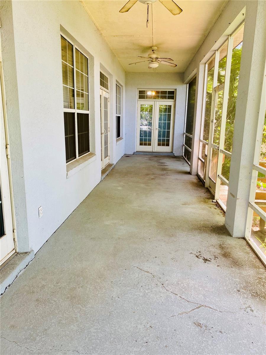 Image 26 of 27 For 208 Shepard Avenue